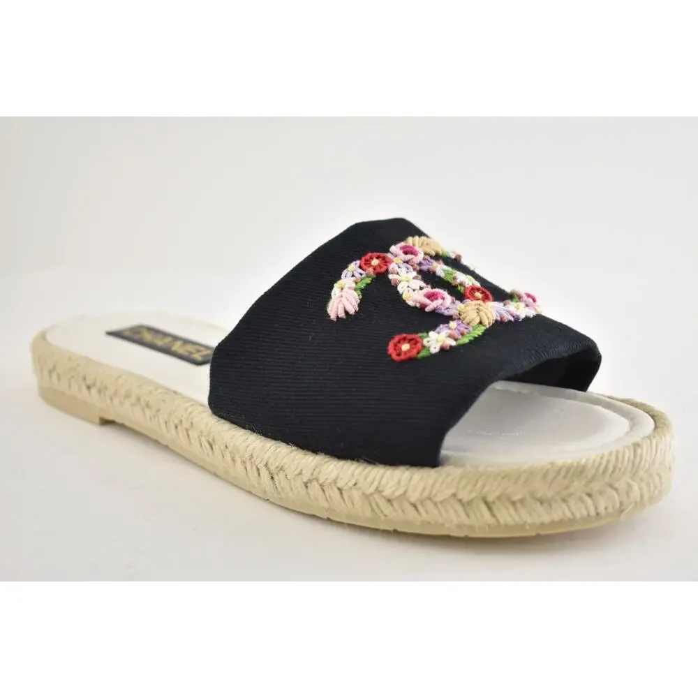 Chanel 25S Black Canvas Floral Crochet CC Logo Slide Sandal Espadrille Flat 41